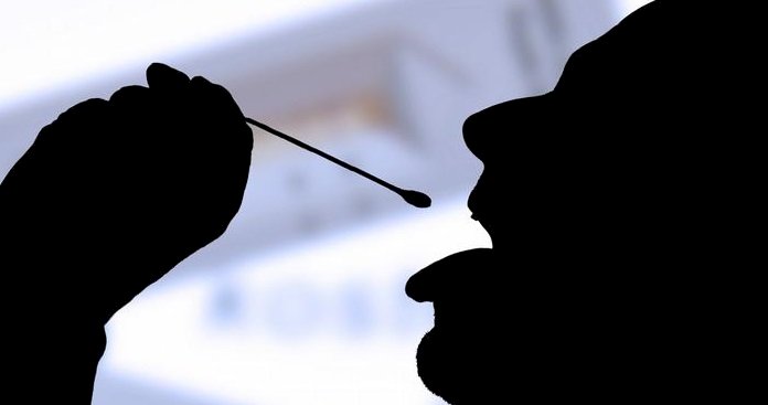 Almanya'da hızlı korona testlerinin satışı başladı