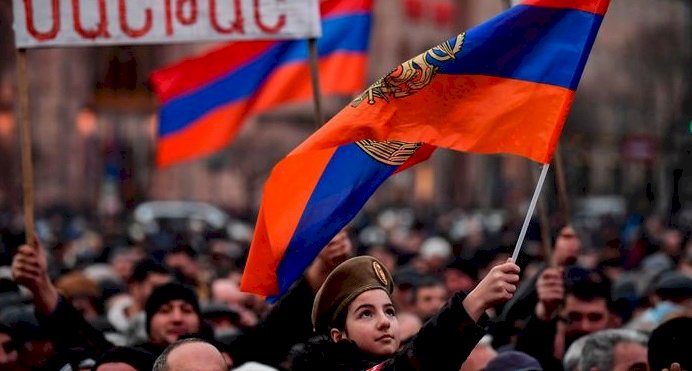 Ermenistan’da gerginlik yeniden tırmandı