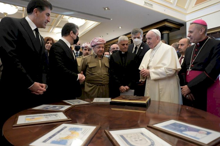 Bölgesel Kürt Yönetimi'nin Papa'ya verdiği puldaki skandal