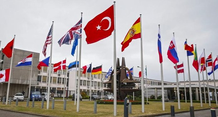 NATO'da harcama hedefini 11 ülke tutturdu