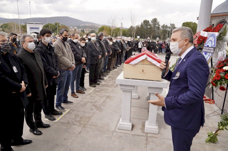  Prof. Dr. Kumanlıoğlu ebediyete uğurlandı