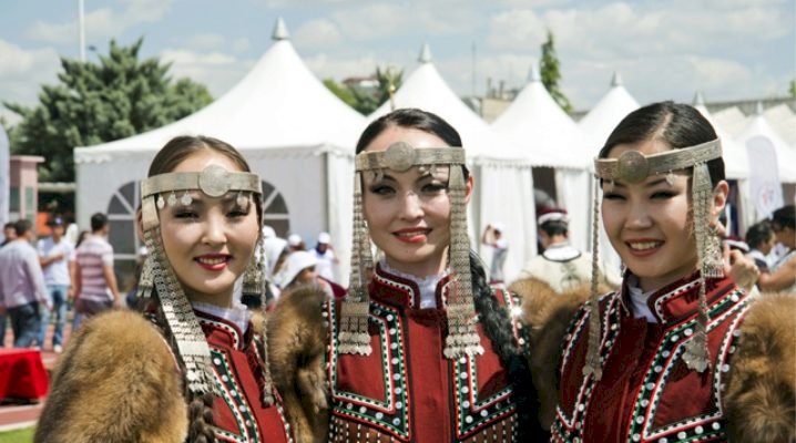 Yaşadıkları yeri haritada gösteremezsiniz ama Yakut Türkleri’nin konuştukları dil Öz Türkçe