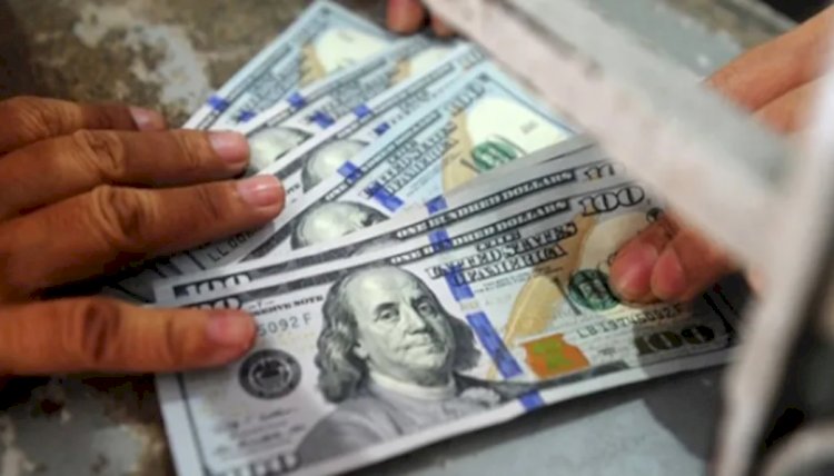 Dolar 8.35 seviyesinde işlem görüyor