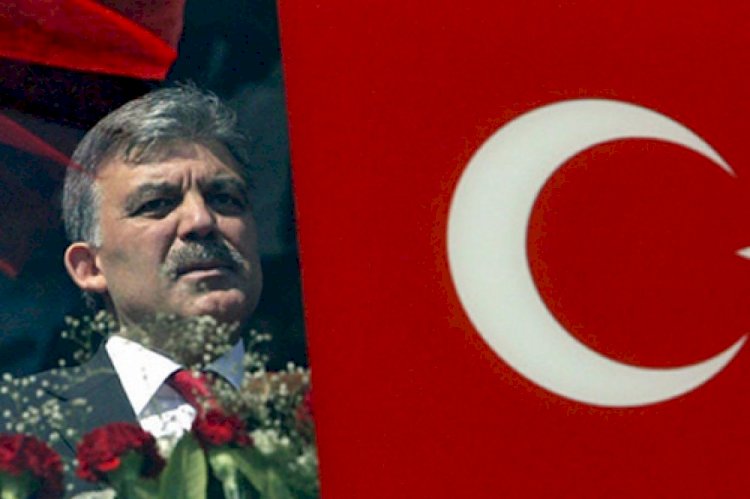 11. Cumhurbaşkanı Gül'den ''Norşin” paylaşımı: Huzur ve refah için, bayrak ve vatan sevgisi zemininde bir araya gelmiştik