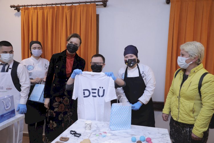 DEÜ DOWN SENDROMUNA DİKKAT ÇEKTİ