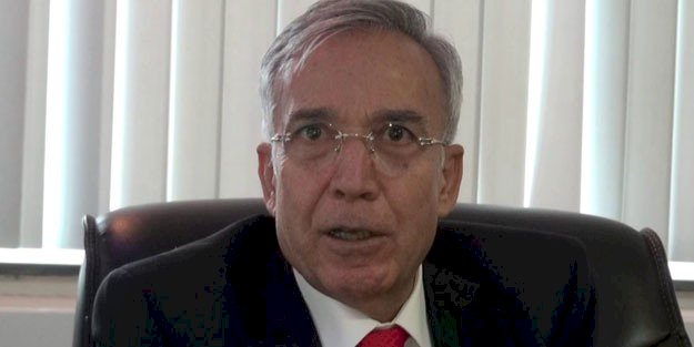 Sabah Gazetesi Yazarı Yavuz Donat yazısında AKP'ye yönelik eleştirilerde bulundu.