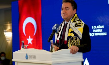 BABACAN’DAN BAHÇELİ’YE:  ‘Adınız siyasi tarihe ‘kriz ortağı’ olarak yazılacak’