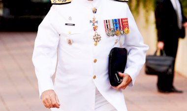 Levent Baştürk'ten 'bildiri' yorumu: Darbe çağrısı yok ama sorumlu bir davranış değil