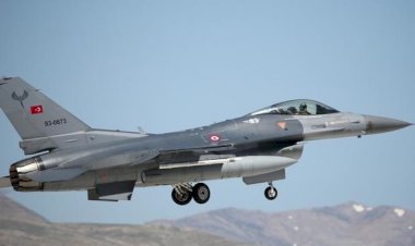 Atina: Türk F-16'ları Yunan adaları üzerinde uçuş yaptı