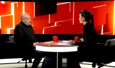 CESUR SORULARIN ADRESİ  ‘JÜLİDE ATEŞ İLE 40’ YENİ SEZONDA GAİN’DE 
