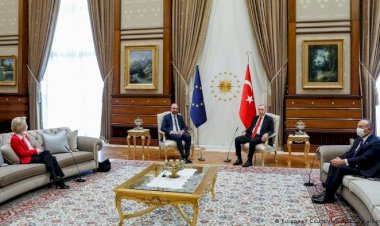 Michel'den "koltuk skandalı" açıklaması: Derin üzüntü duyuyuyorum