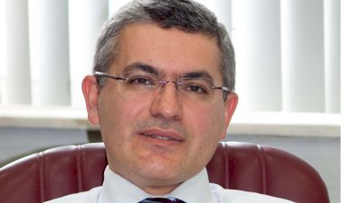 Prof. Dr. Raif Çakmur: “Parkinson hastalığında, hasta yakınlarına önemli görevler düşüyor!”
