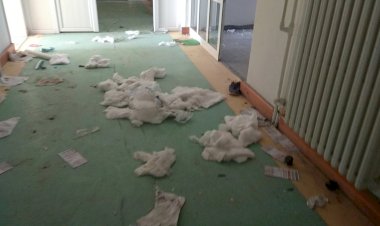 FOÇA ESKİ DEVLET HASTANESİ ÇÜRÜMEYE TERKEDİLDİ