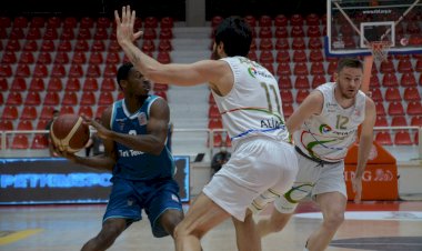 Aliağa Petkimspor Evinde Kazanamadı