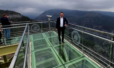 Kazdağları’na cam seyir terası