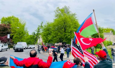 Washington'da Türkler ve Ermeniler Gösteri Yaptı