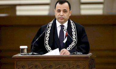 AYM Başkanı Arslan'dan hukukta reform mesajı: Gözden geçirilmesi şart