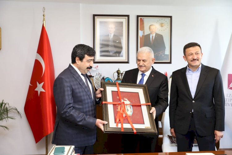 Binali Yıldırım ve İzmir Milletvekilleri İKÇÜ'yü Ziyaret Etti
