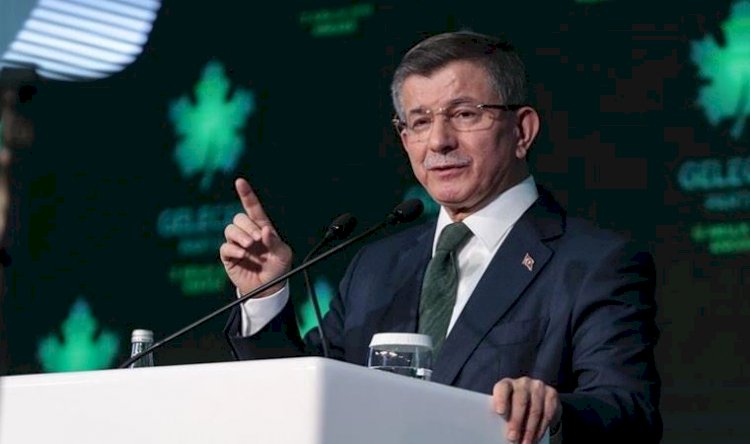 Davutoğlu emekli Amirallere tepki gösterdi