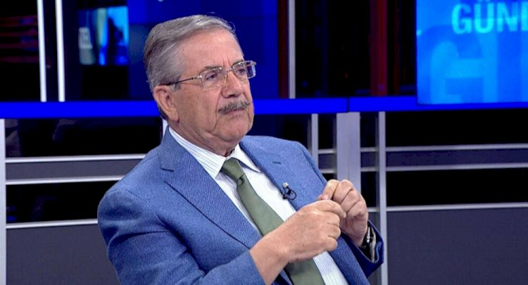 Taha Akyol Emekli amirallerin ‘sübliminal’ darbe girişimi