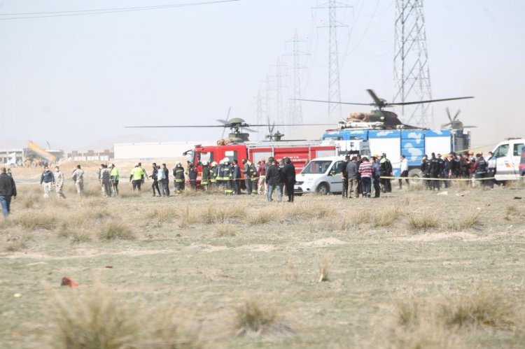 Konya’da Türk Yıldızları’na ait uçak düştü: Bir pilot şehit