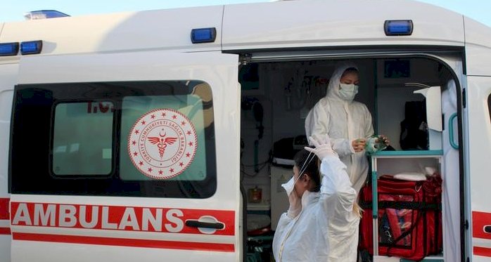 ‘Salgın kontrolü için sağlık çalışanları güçlendirilmeli’