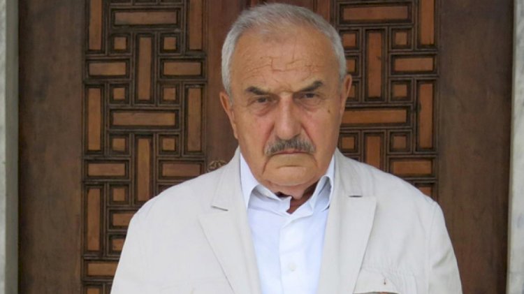 Said Nursi'nin talebelerinden Nur Cemaati Meşveret Grubu lideri Hüsnü Bayramoğlu vefat etti.