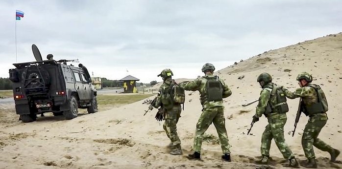 Rusya Kırım'daki askerlerini geri çekiyor