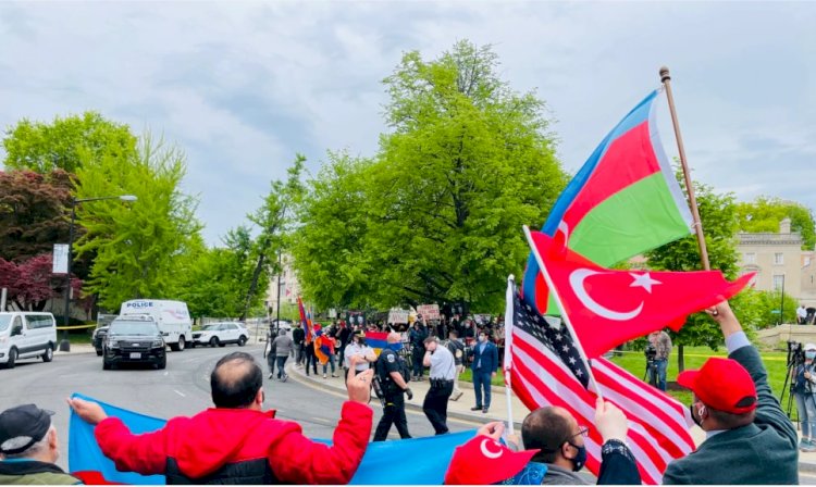 Washington'da Türkler ve Ermeniler Gösteri Yaptı