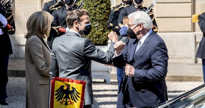 Steinmeier ve Macron'dan Avrupa için birlik mesajı