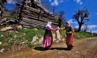 Sümer Ezgü - Anadolu'dan Geldik