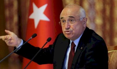 Cemil Çiçek DW Türkçe'ye konuştu: Savcılar gereğini yapmalı