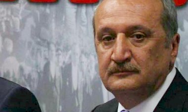 Eski Bakan Mehmet Ağar özür diledi