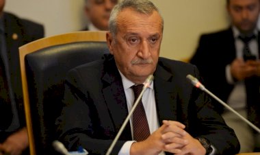 Erkan Mumcu:  Mehmet Ağar "Kongreye gelmedi, aynı saatlerde Türkçe Olimpiyatları'na gidip Gülen'e övgüler düzdü"