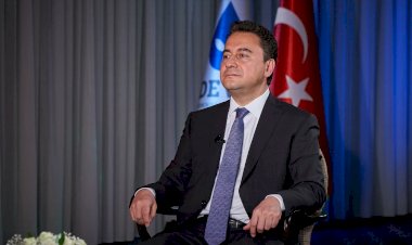 ALİ BABACAN:  ‘Sayın Erdoğan ölçülü hareket etsin, siyasi rekabete dinimizin kutsallarını bulaştırmasın’