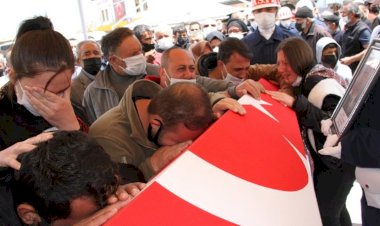 Şehit Uzman Onbaşı Eyyüp Gergin son yolculuğuna uğurlandı