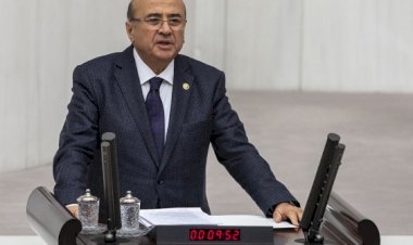 Behiç ÇELİK 27. Dönem Mersin Milletvekili
