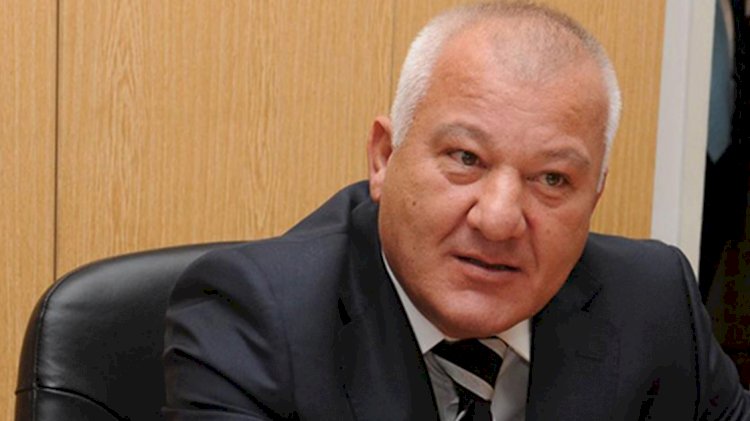 Fatih Çekirge Ben bu insan hakkı belgesinin altına imzamı atarım