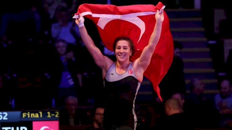 Yasemin Adar da Tokyo’ya gidiyor