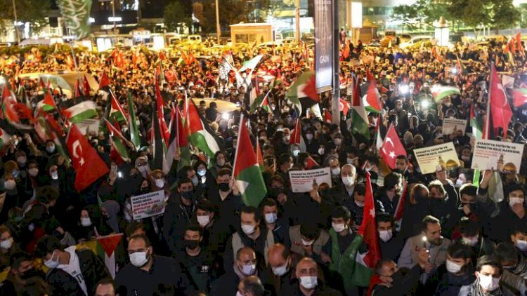 Türkiye'de tam kapanmaya rağmen 10 binlerce kişi İsrail'i protesto etti