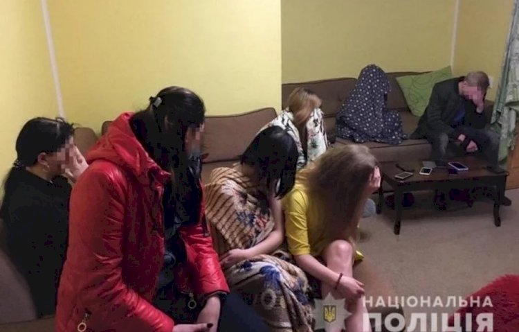Kiev polisi yasadışı genelev işleten bir grubu gözaltına alındı