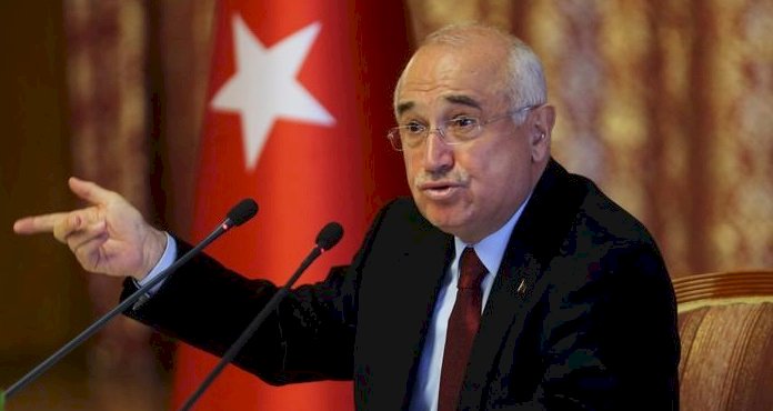 Cemil Çiçek DW Türkçe'ye konuştu: Savcılar gereğini yapmalı