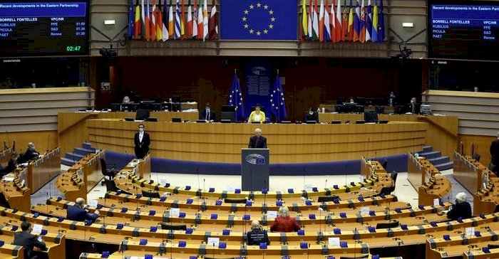 Avrupa Parlamentosu Türkiye raporunu kabul etti