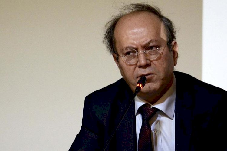 Yusuf Kaplan: Darbelere karşı her an teyakkuz halinde olmalıyız