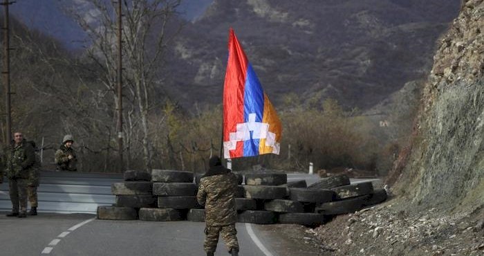 Azerbaycan 6 Ermeni askeri esir aldı