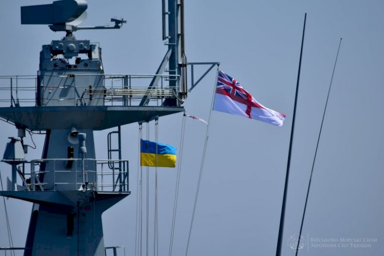 Ukrayna ve Birleşik Krallık Karadeniz'de ortak tatbikat yaptı