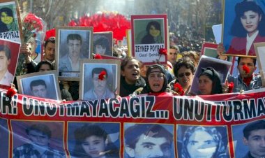 Peker'in cemevi iddiası: Geçmişle hesaplaşmanın yolu açılır mı?