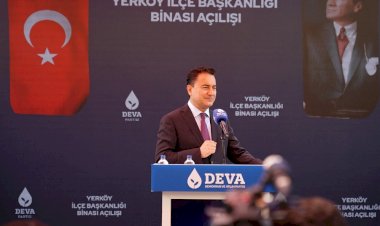 ‘Ülkemin cumhurbaşkanı nasıl olur da beş ay telefon kuyruğunda bekler?’