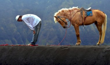 Rüyada Namaz kıldığını görmek