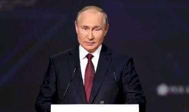 Putin'den Trump yorumu: Beğenin ya da beğenmeyin, renkli bir kişilik
